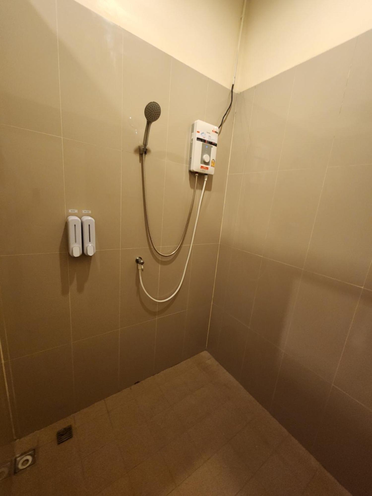Skypearl Guesthouse & Pub 涛岛 外观 照片
